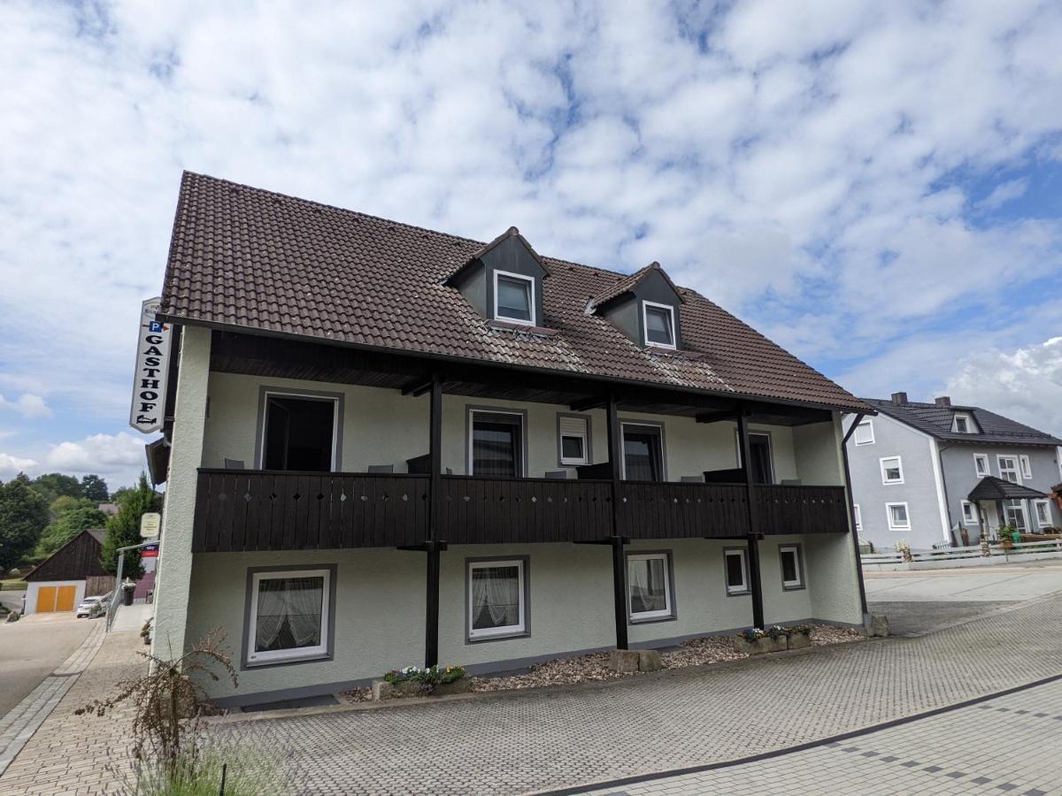 Zum Schwarzen Baeren Hotel โวเฮนชเตราส์ ภายนอก รูปภาพ