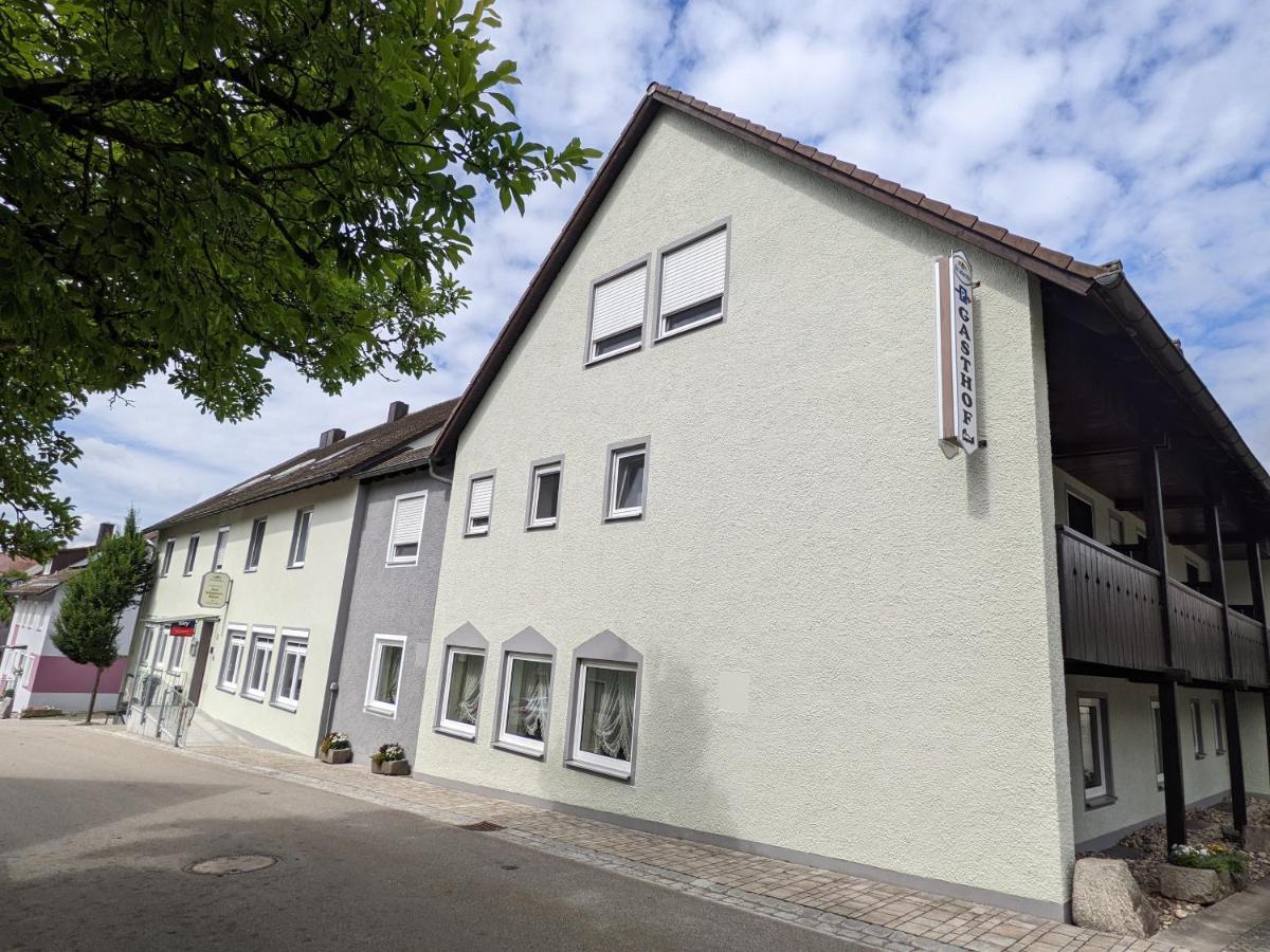 Zum Schwarzen Baeren Hotel โวเฮนชเตราส์ ภายนอก รูปภาพ